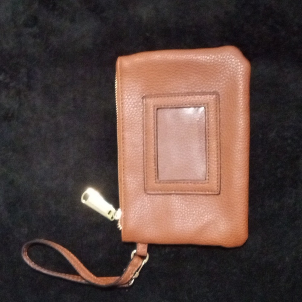 Steve Madden Brown Pebbled Vegan Leather wristlet with gold zipper/hardware